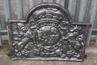 Cast iron fire-back