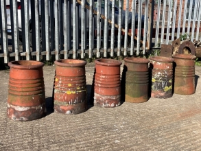 Ribbed squat chimney pots