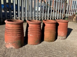 Chunky ribbed chimney pots
