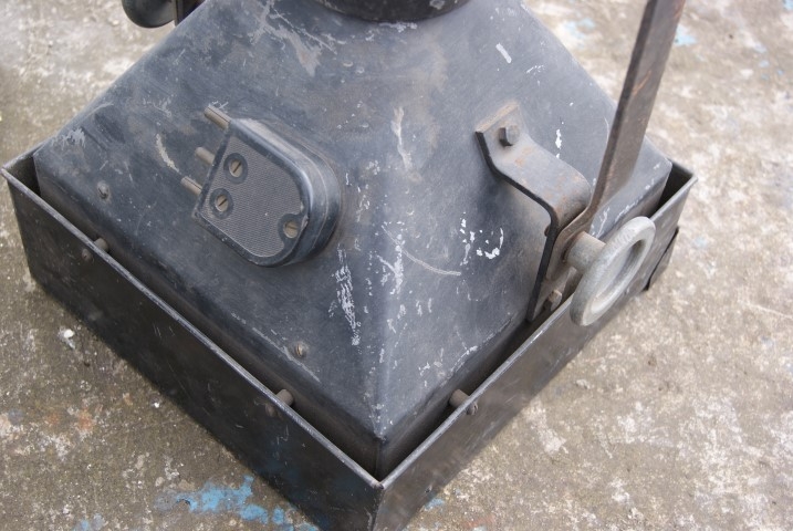 Large Strand stage light