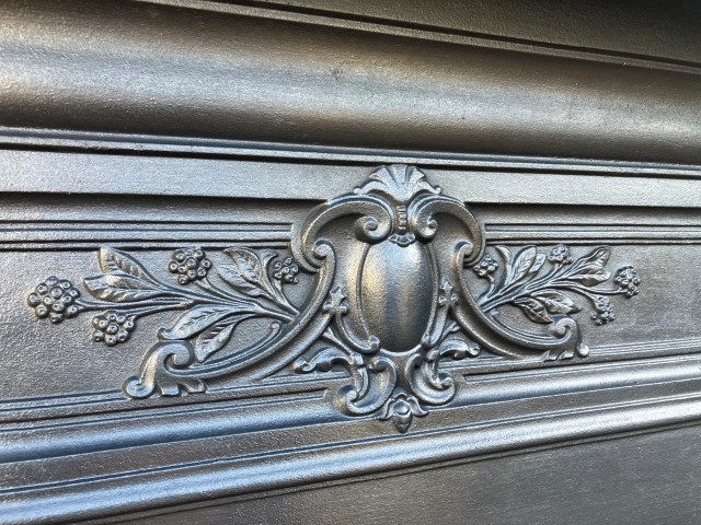 Victorian bedroom grate
