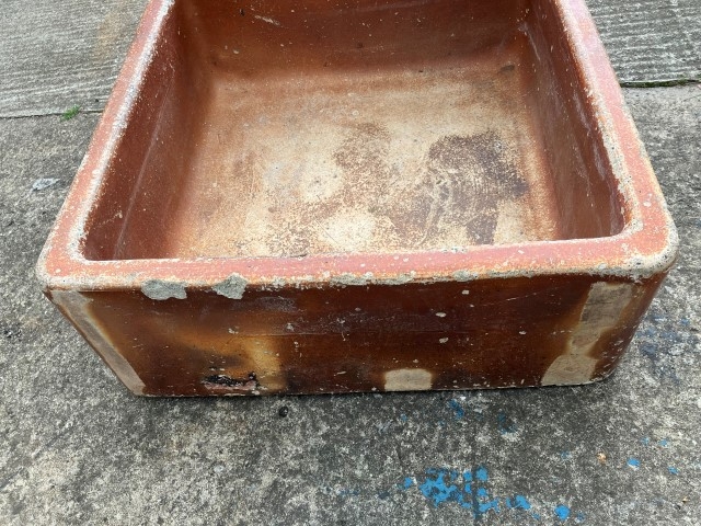 Oates & Green cattle trough