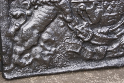 Cast iron fire-back
