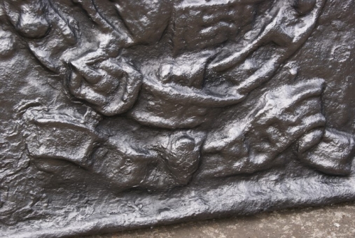 Cast iron fire-back