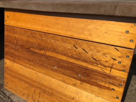 Vintage vaulting box