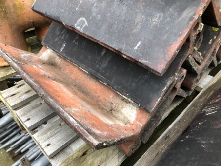 Platts roll-top ridge tiles