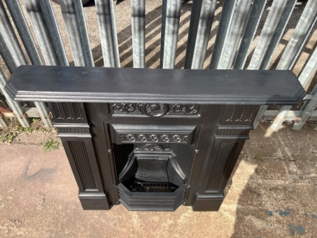 Victorian cast iron bedroom grate