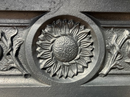 Victorian cast iron bedroom grate