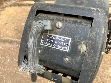 A pair of long lens stage lights