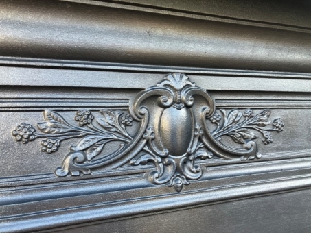 Victorian bedroom grate