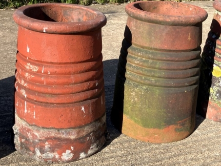 Ribbed squat chimney pots