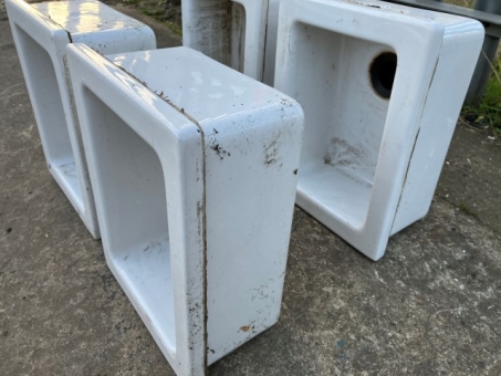 Armitage Shanks lab sinks