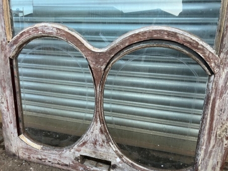 Art Nouveau shop door
