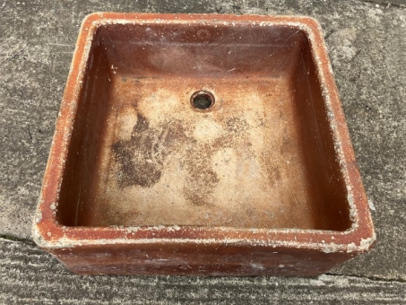 Oates & Green cattle trough