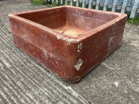 Oates & Green cattle trough